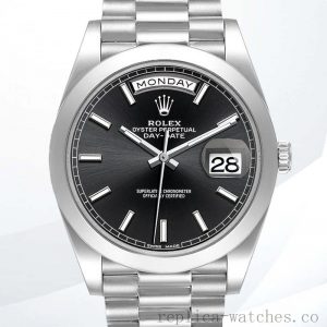 Rolex Day-Date 40mm Men's m228206-0031 Silver-tone Stainless Steel